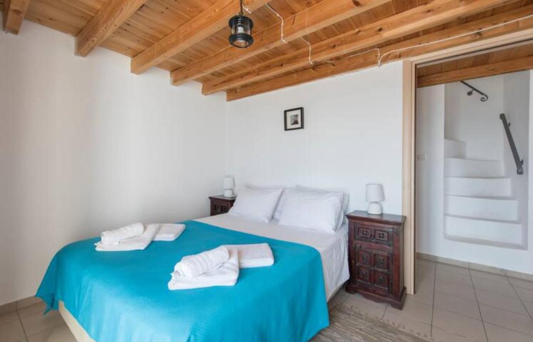 Santorini Traditional Suites Vóthon Dış mekan fotoğraf