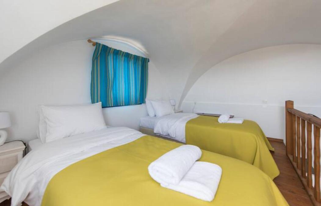 Santorini Traditional Suites Vóthon Dış mekan fotoğraf