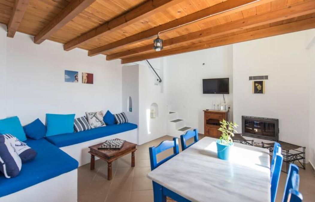 Santorini Traditional Suites Vóthon Dış mekan fotoğraf