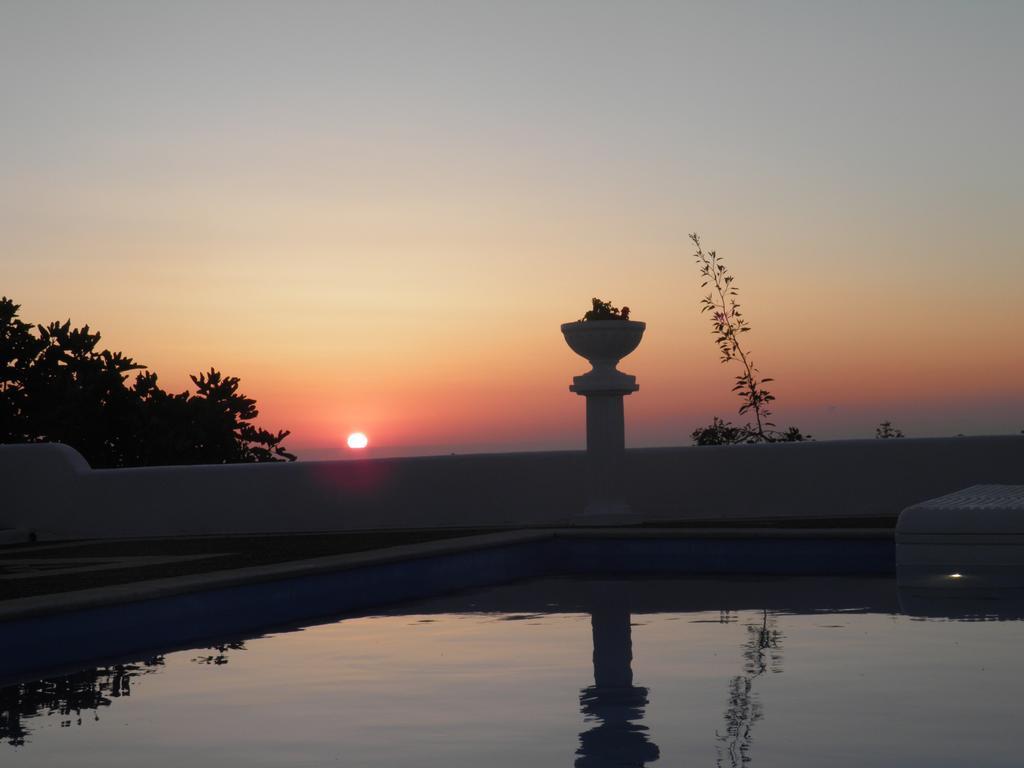 Santorini Traditional Suites Vóthon Dış mekan fotoğraf