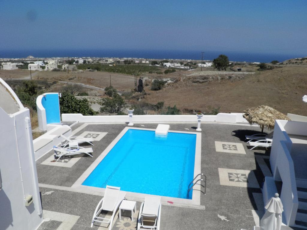 Santorini Traditional Suites Vóthon Dış mekan fotoğraf