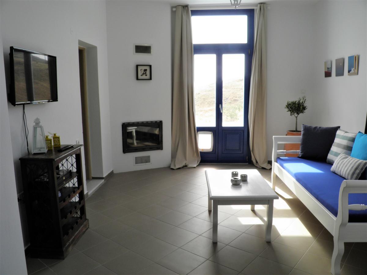 Santorini Traditional Suites Vóthon Dış mekan fotoğraf